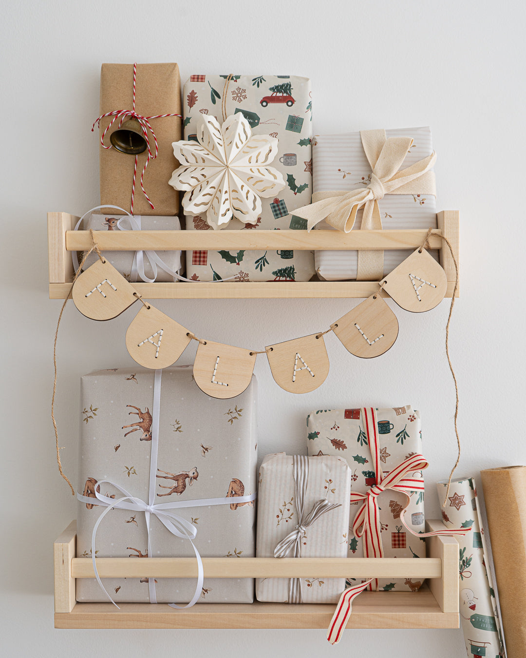 Wooden Christmas FA LA LA Bunting